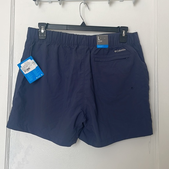 Columbia women’s shorts - Picture 3 of 5